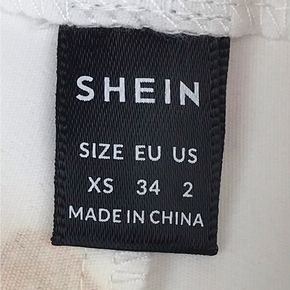 Hippy Flared Pants floral print - Picture 8 of 9